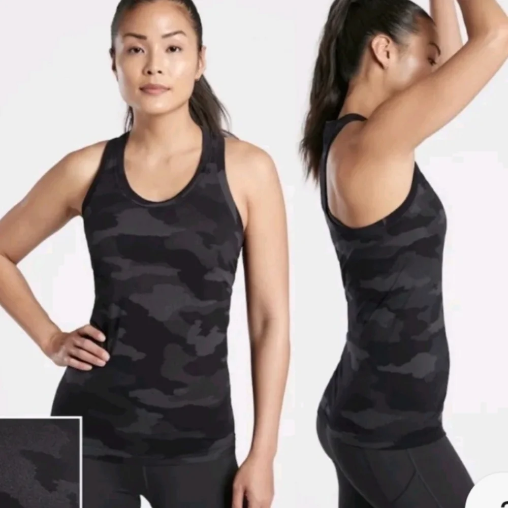 Athleta seamless momentum camo racerback tank top